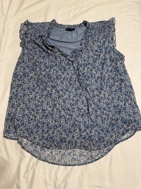 Women’s Blue Floral Short Sleeve Blouse with Ruffle Shoulders